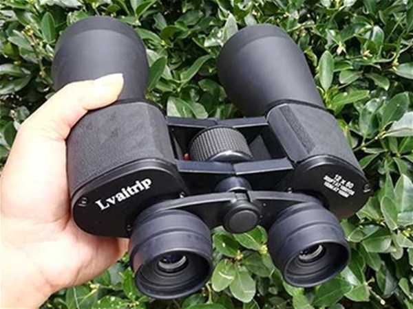 作为一个观鸟爱好者，怎样选择适合自己的望远镜呢？
